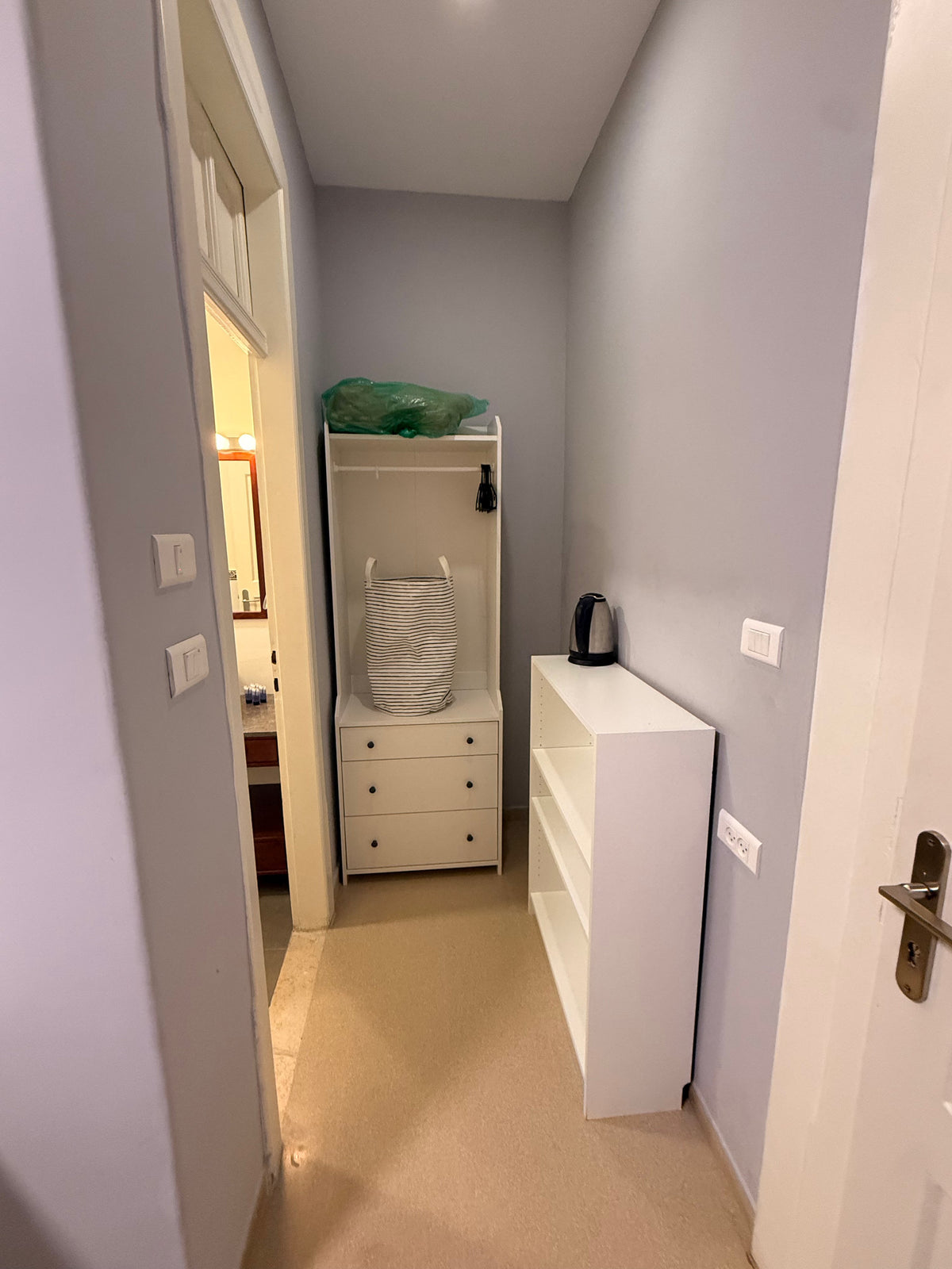 Room 1 - Single Room with Ensuite Bathroom