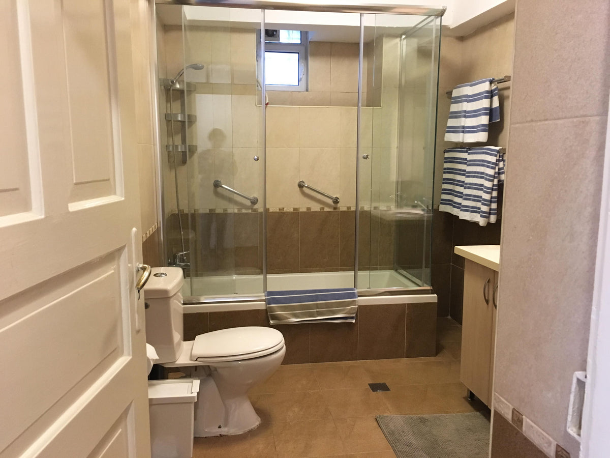 Garden Apartment (4 Person Max Occupancy)