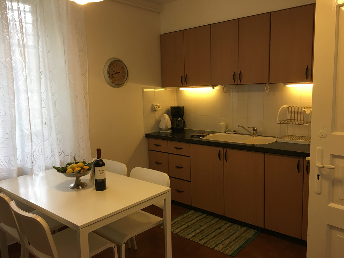 Garden Apartment (4 Person Max Occupancy)
