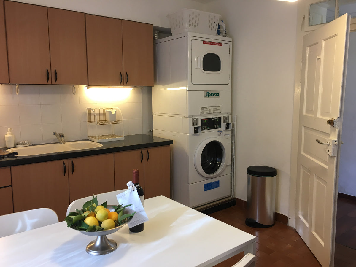 Garden Apartment (4 Person Max Occupancy)