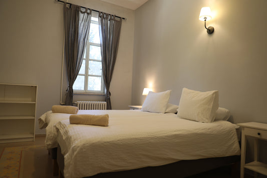 Room 11 - Double Room with Ensuite Bathroom